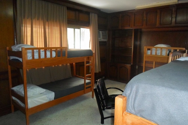 Hotel Covadonga (Nanawa)